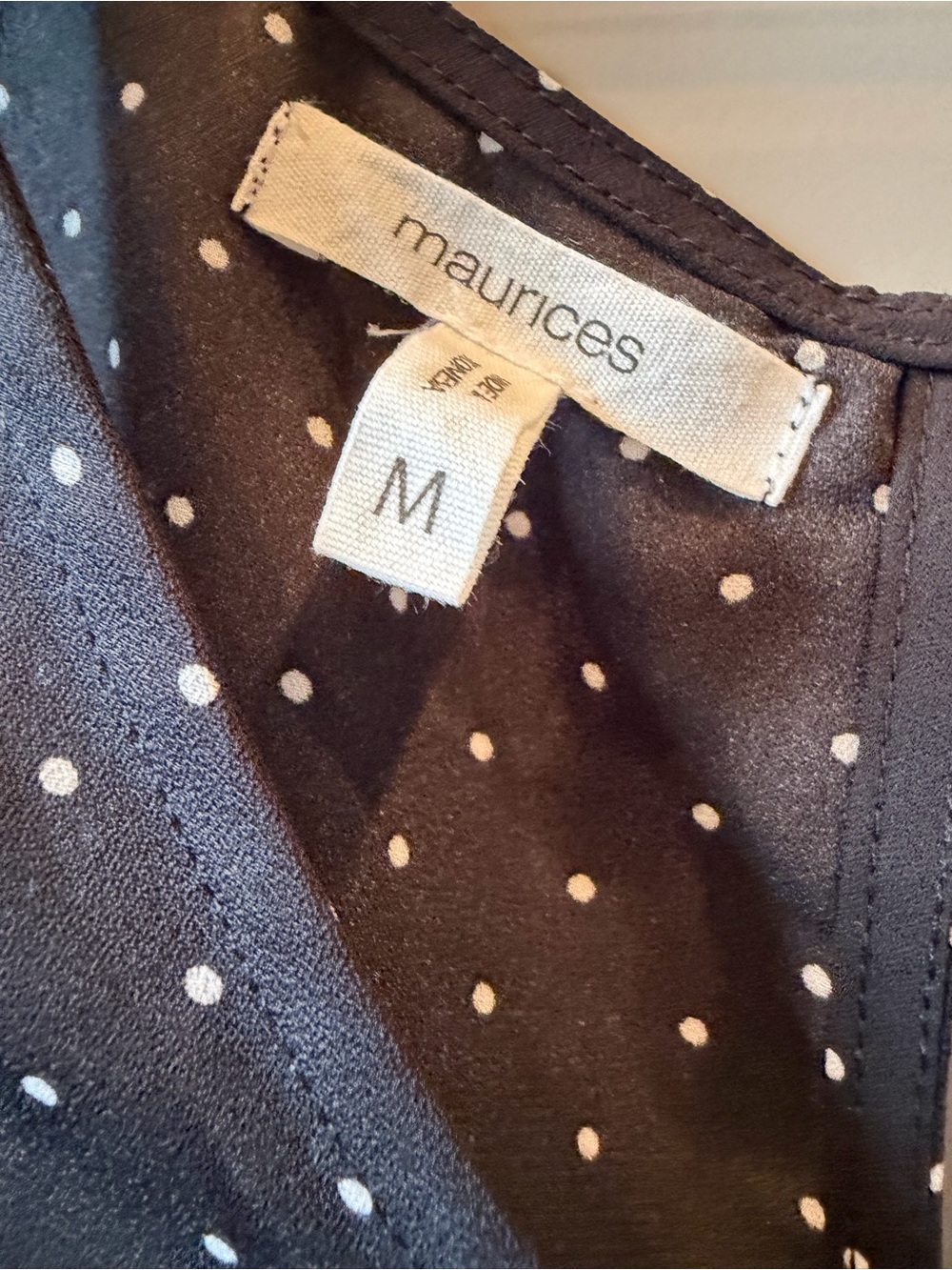 Maurice’s black and white polka dot blouse M - Picture 8 of 10